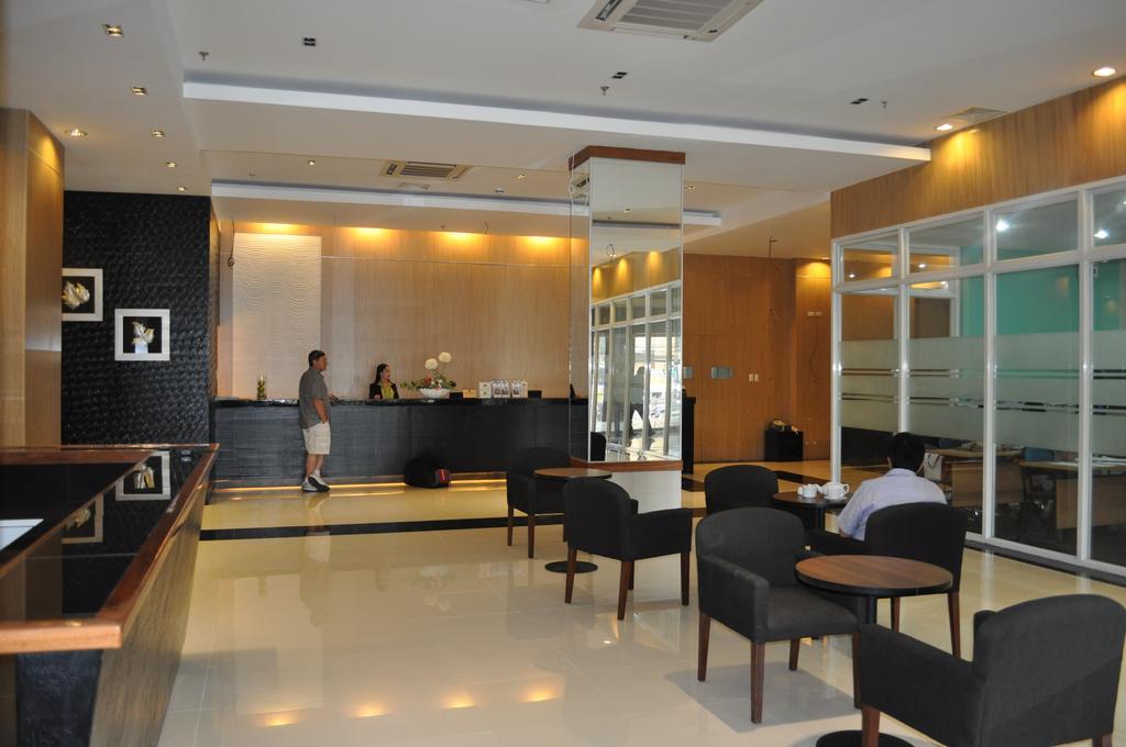 Azzurro Hotel Ángeles Extérieur photo